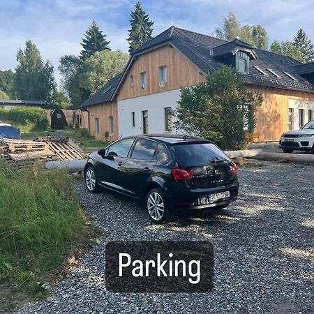 Hobiti Chatka Lipno Černá v Pošumaví Buitenkant foto