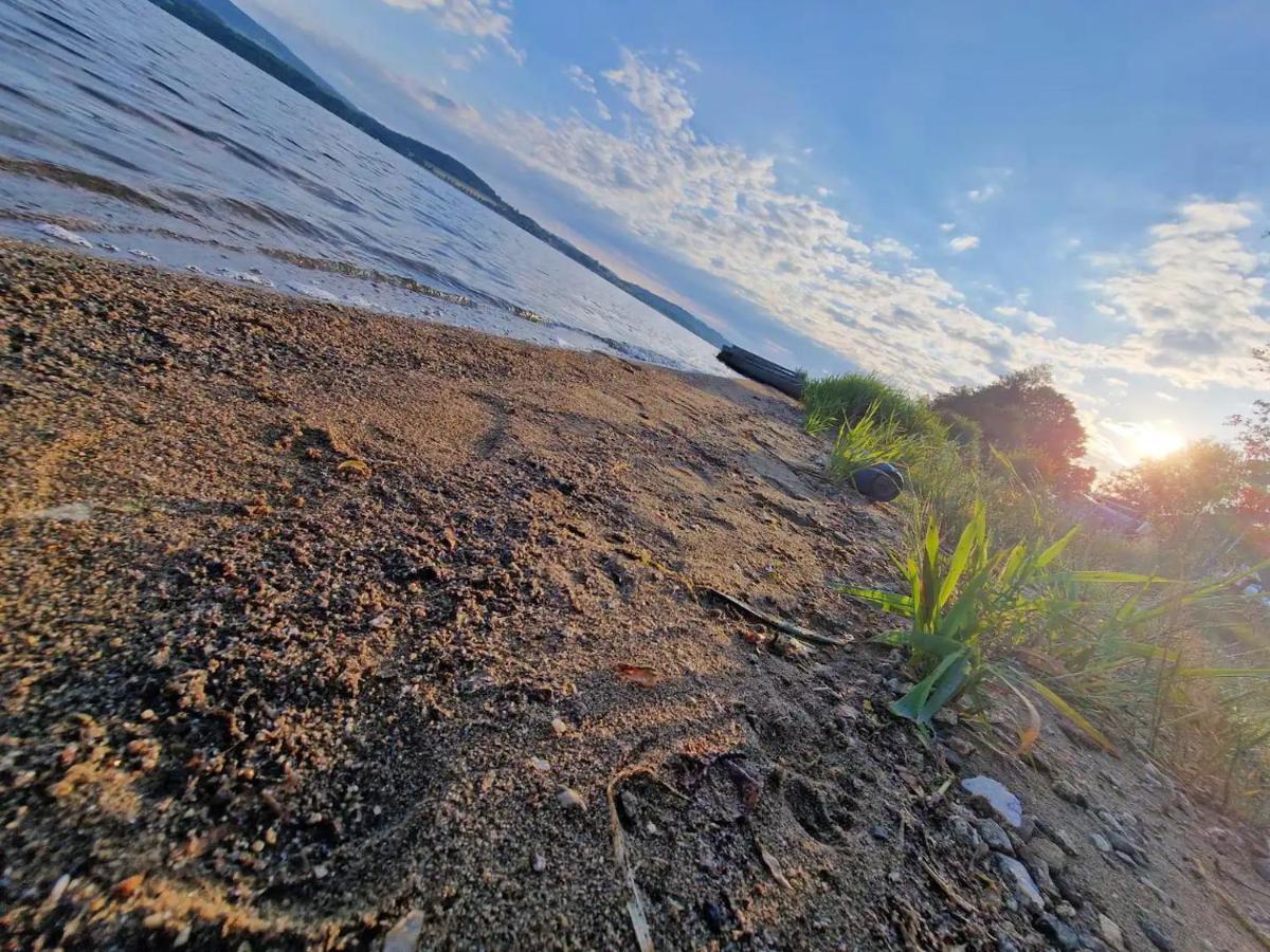 Hobiti Chatka Lipno Černá v Pošumaví Buitenkant foto