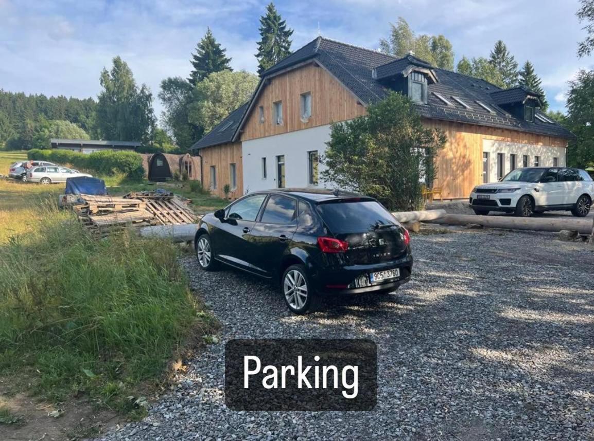 Hobiti Chatka Lipno Černá v Pošumaví Buitenkant foto